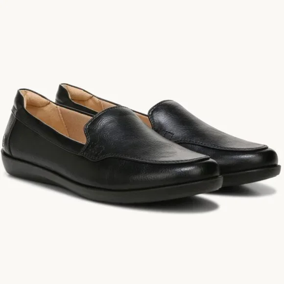 thumbnail image 2 of LifeStride Womens Nina Loafers Black 6.5 M 2 of 11